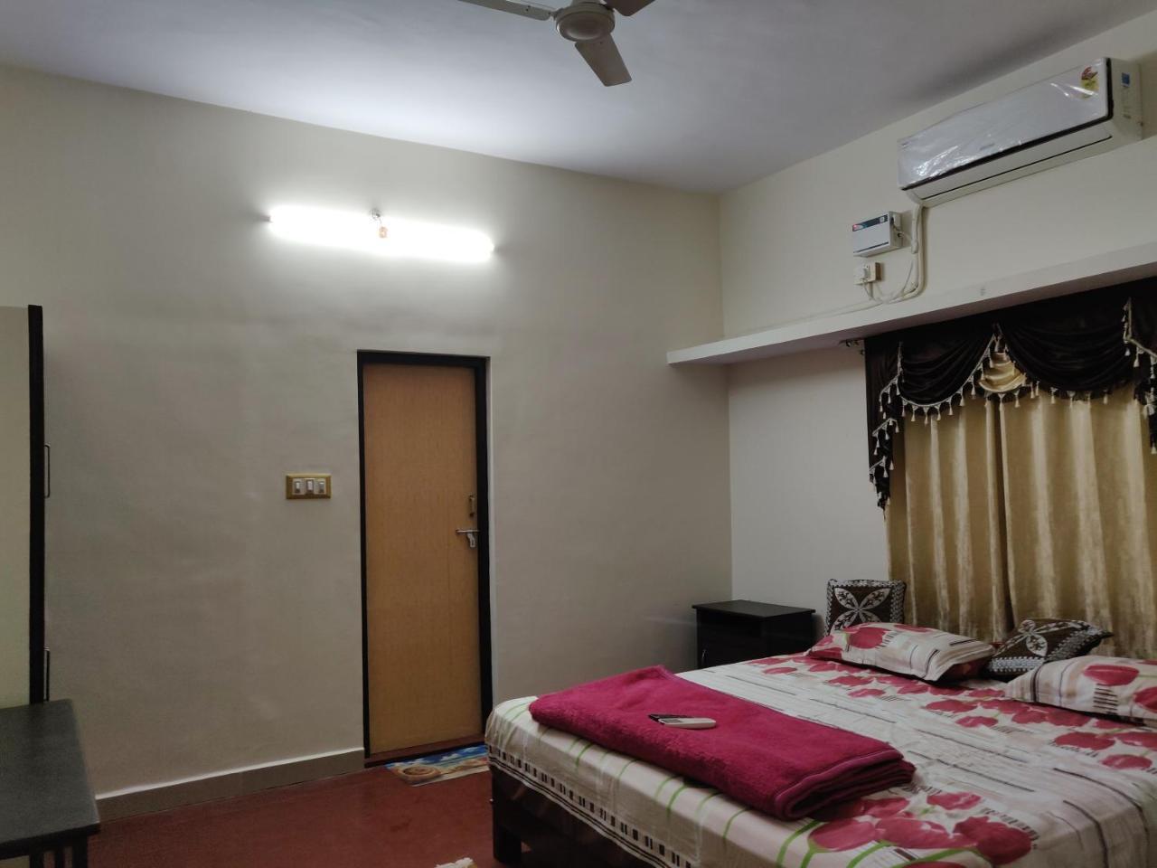 Srb Residency Hotel Tiruvannámalaj Kültér fotó