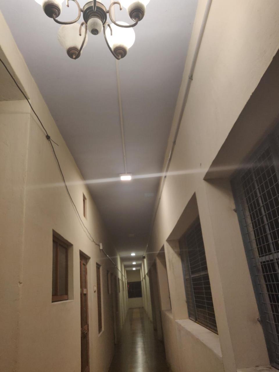 Srb Residency Hotel Tiruvannámalaj Kültér fotó